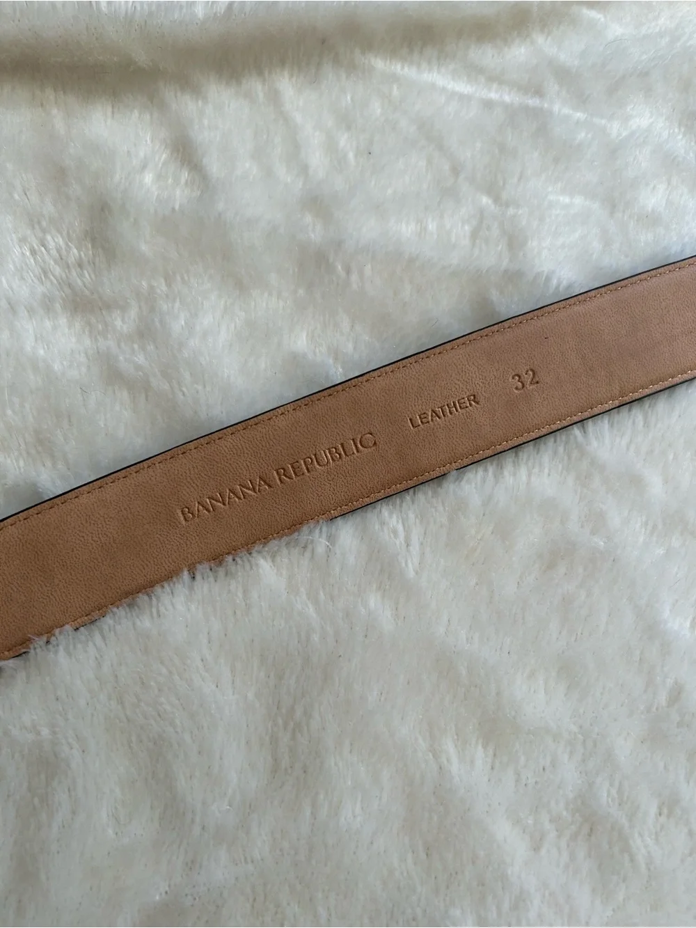 Banana Republic reddish brown leather classic silver buckle belt 32